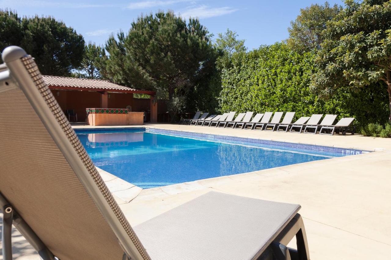 Logis Hotel & Restaurant L'Etape Bouc Bel Air - Gardanne Bagian luar foto